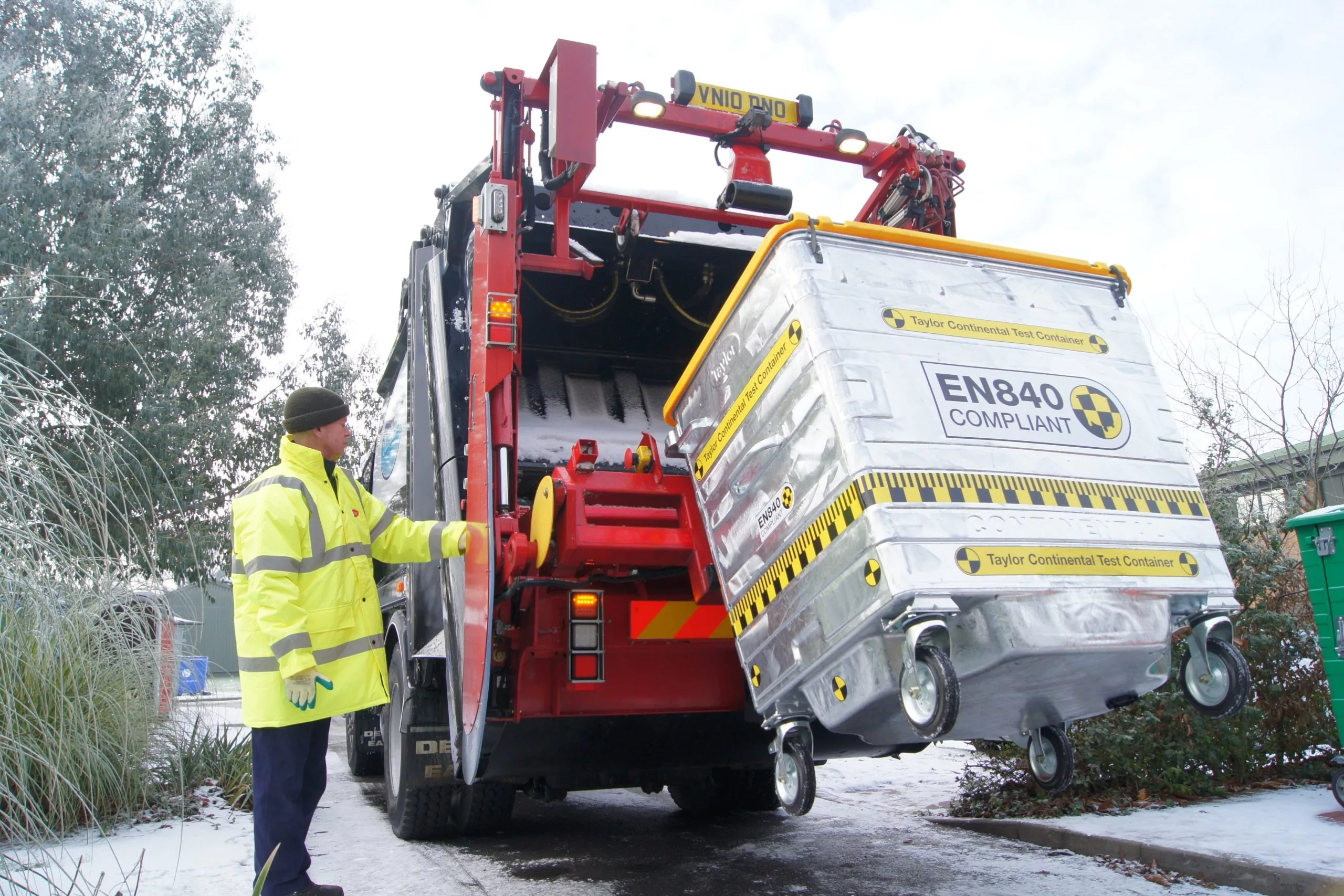 Growing Global demand for Steel Bins sees UK manufacturer widen International net.